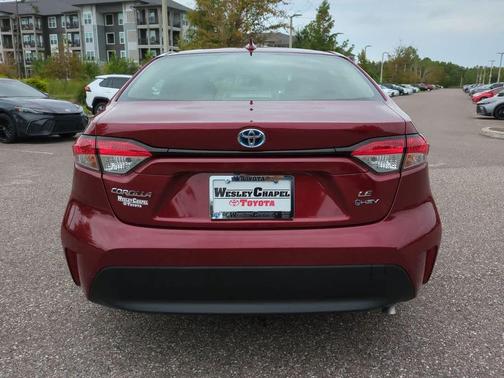 2025 Toyota Corolla Hybrid LE