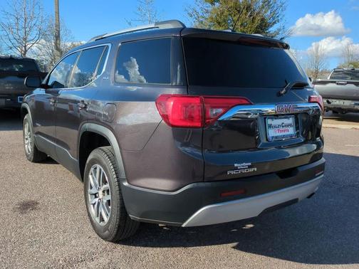 2017 GMC Acadia SLE-2