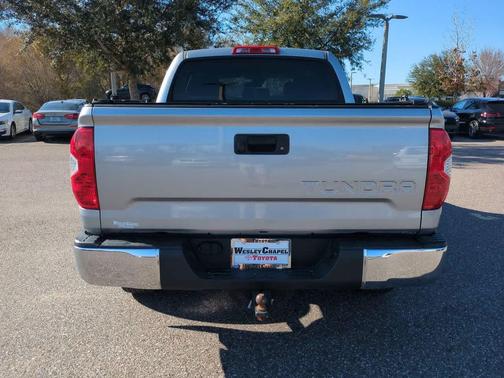 2018 Toyota Tundra SR5