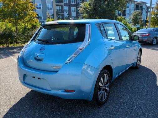 2015 Nissan Leaf SL