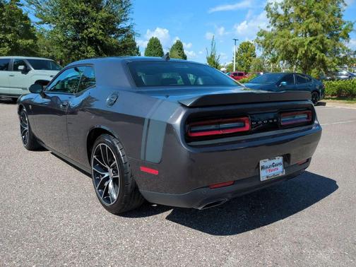 2016 Dodge Challenger R/T Scat Pack