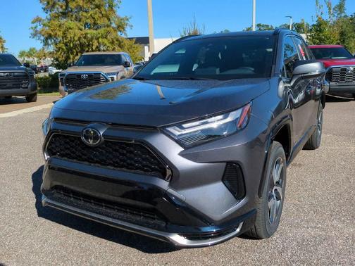 2025 Toyota RAV4 Hybrid SE