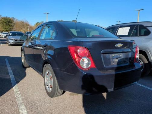 2015 Chevrolet Sonic LS