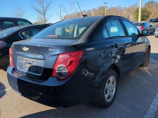 2015 Chevrolet Sonic LS