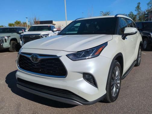 2020 Toyota Highlander Platinum