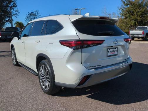 2020 Toyota Highlander Platinum