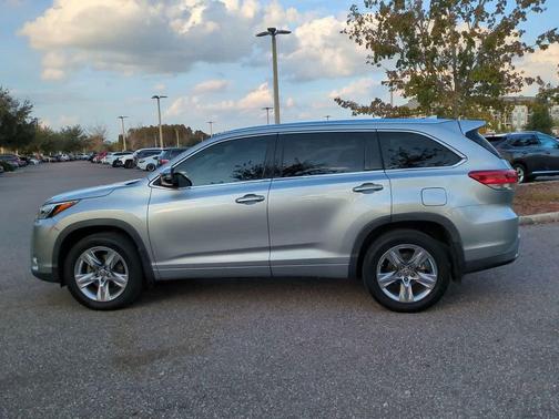 2017 Toyota Highlander Limited