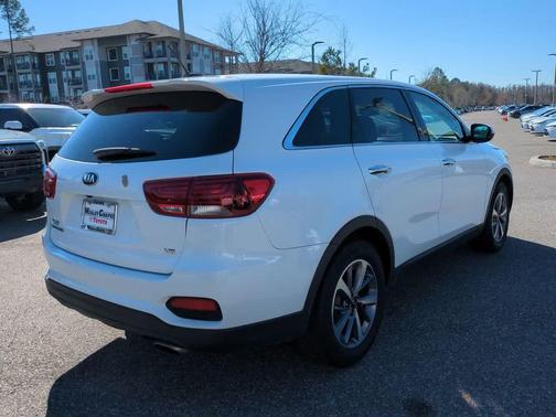 2020 Kia Sorento LX