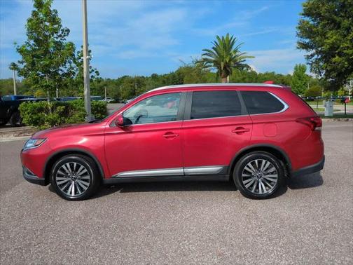 2020 Mitsubishi Outlander SEL