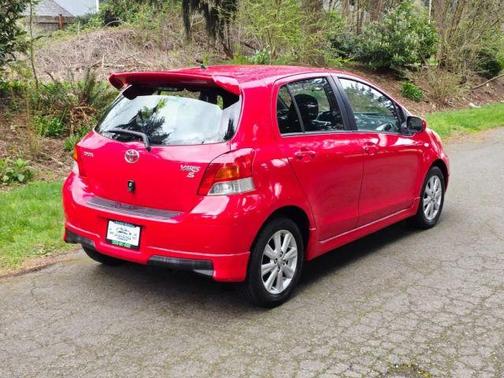 Red 2009 Toyota Yaris S