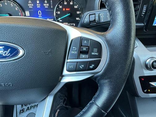 Atlas Blue Metallic 2022 Ford Explorer XLT