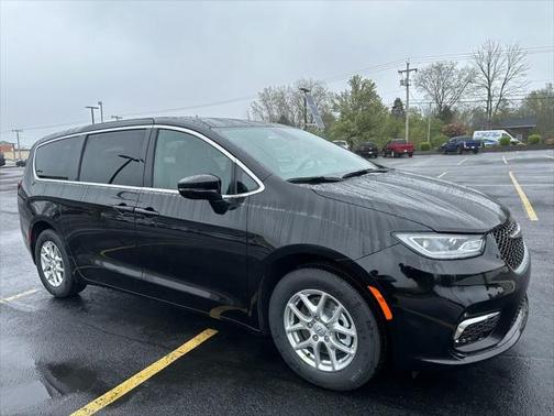 2025 Chrysler Pacifica L