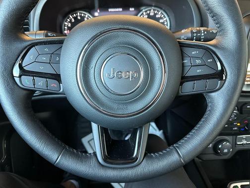 2022 Jeep Renegade Altitude
