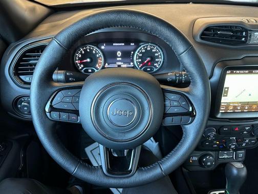 2022 Jeep Renegade Altitude
