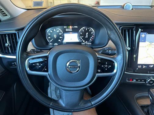 2018 Volvo S90 T6 Inscription