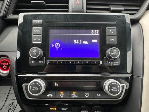 2019 Honda Insight LX