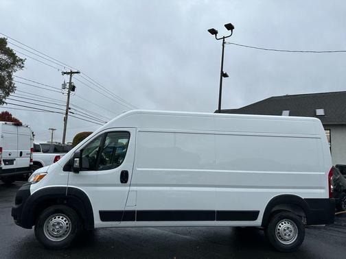 2026 RAM ProMaster 2500 Tradesman