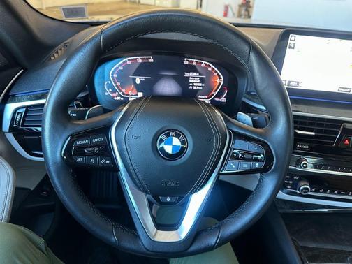 2023 BMW 540 i xDrive