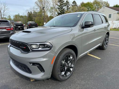 DB Black Clearcoat 2026 Dodge Durango GT Plus