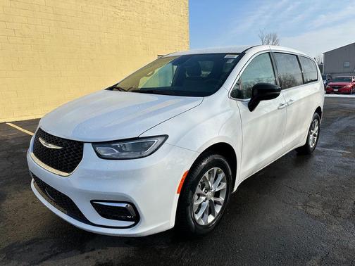 2026 Chrysler Pacifica L