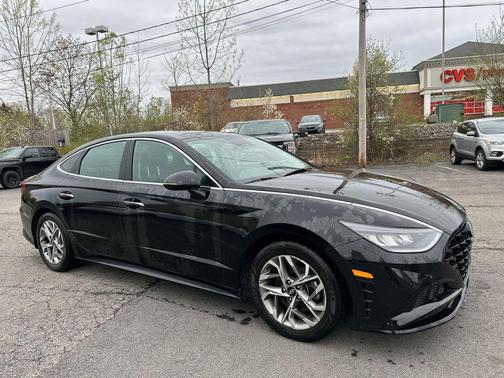 Onyx Black 2023 Hyundai SONATA SEL