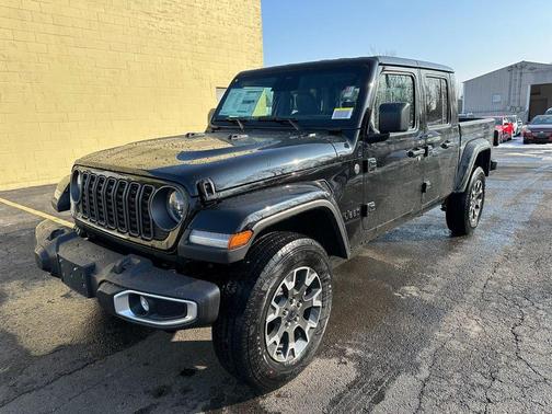 2026 Jeep Gladiator Sahara 4x4