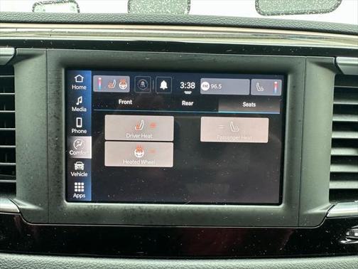 2022 Chrysler Voyager LX