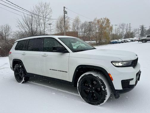 2023 Jeep Grand Cherokee L Altitude
