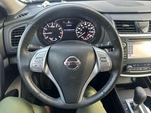 2016 Nissan Altima 2.5 SV