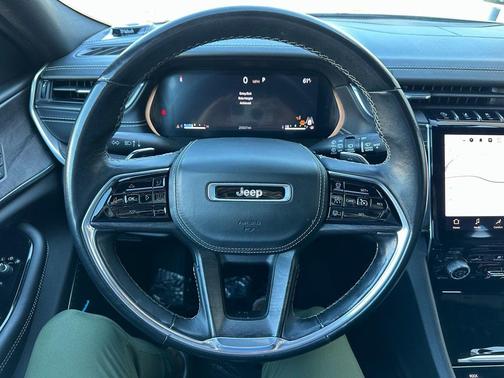 2022 Jeep Grand Cherokee Overland