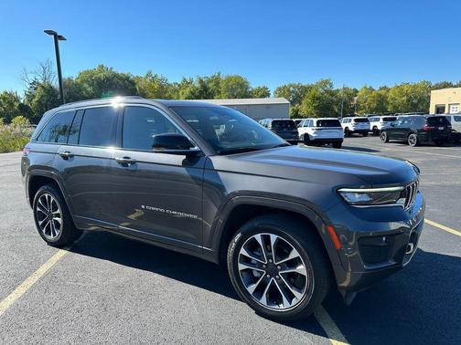 2022 Jeep Grand Cherokee Overland