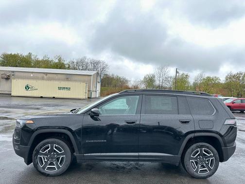Diamond Black Crystal Pearlcoat 2026 Jeep Cherokee Limited