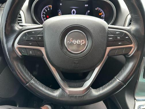 2018 Jeep Grand Cherokee Laredo