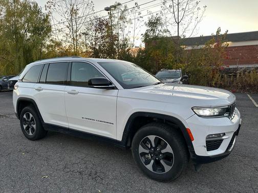 2024 Jeep Grand Cherokee 4xe Base