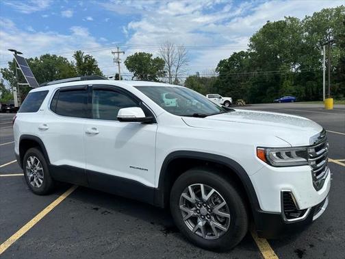 2023 GMC Acadia AWD SLT