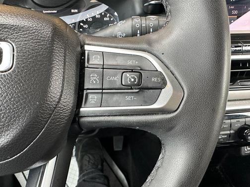 Sting-Gray Clearcoat 2024 Jeep Compass Limited