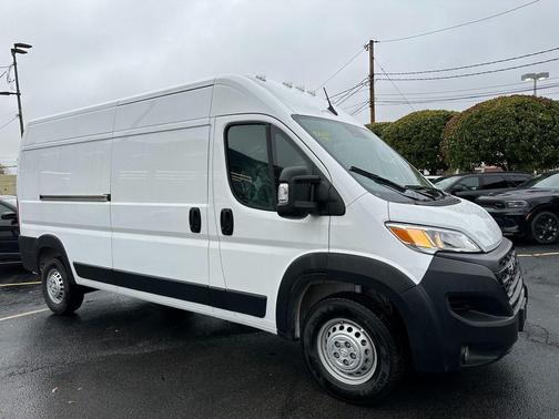 2025 RAM ProMaster 2500 Tradesman