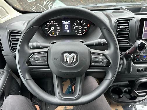 2025 RAM ProMaster 2500 Tradesman