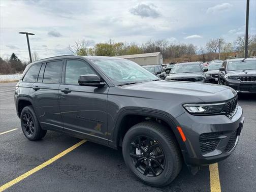 2025 Jeep Grand Cherokee Altitude