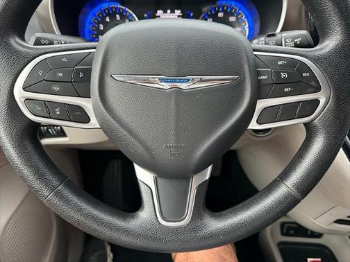 2020 Chrysler Voyager LXI
