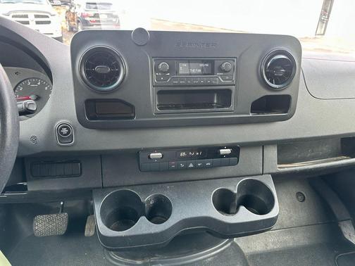 2021 Mercedes-Benz Sprinter 2500 Crew 170 WB