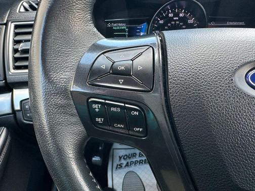 Blue Metallic 2018 Ford Explorer XLT