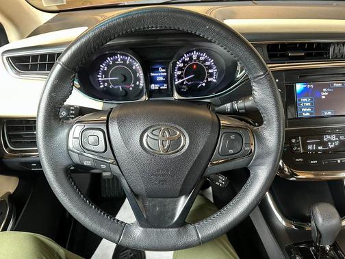 2014 Toyota Avalon XLE