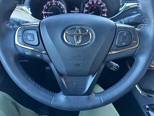 2014 Toyota Avalon XLE