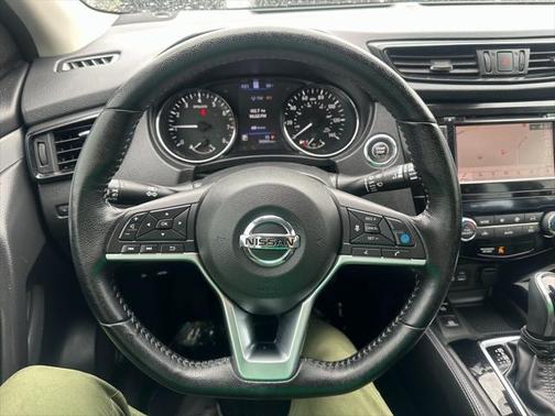2020 Nissan Rogue Sport SL
