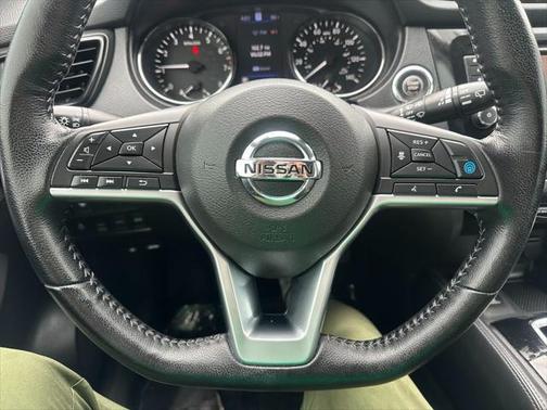 2020 Nissan Rogue Sport SL