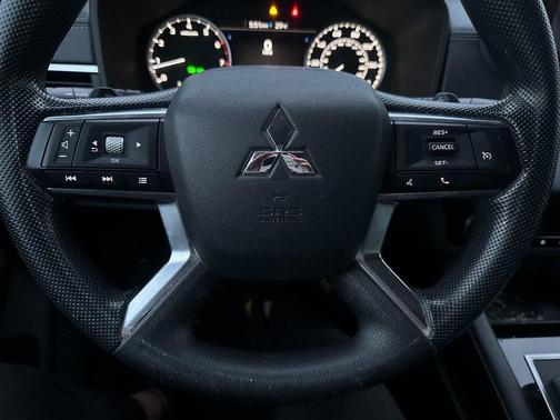 2022 Mitsubishi Outlander ES 2.5 S-AWC