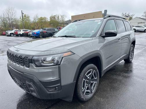 Sting-Gray Clearcoat 2026 Jeep Cherokee Laredo