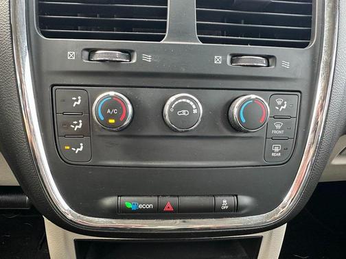 2015 Dodge Grand Caravan AVP/SE