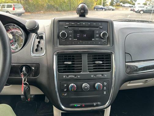 2015 Dodge Grand Caravan AVP/SE